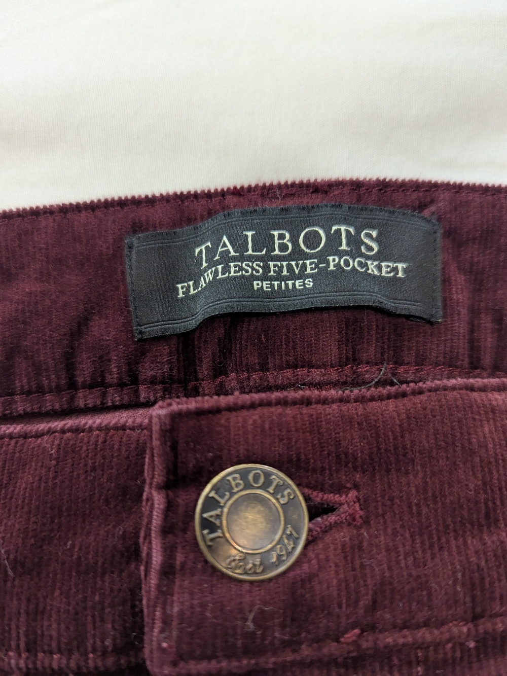 Talbots Flawless Five Pocket Burgundy Straight Leg Corduroy Pants 6 Petite - Picture 3 of 9